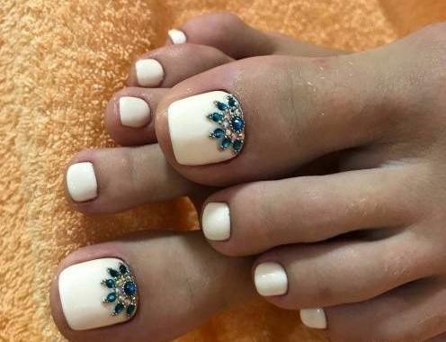 عکس مدل جدید طراحی ناخن پا