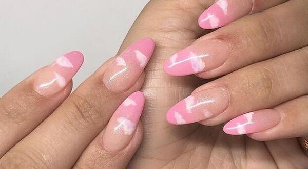عکس طرح ناخن آمبره سفید