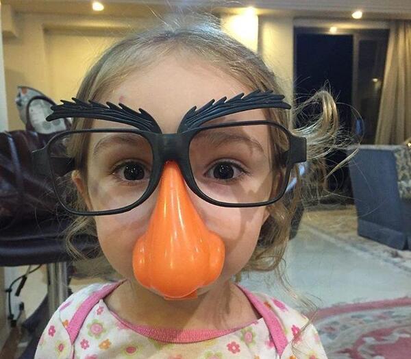 عکس خنده دار بنفشه