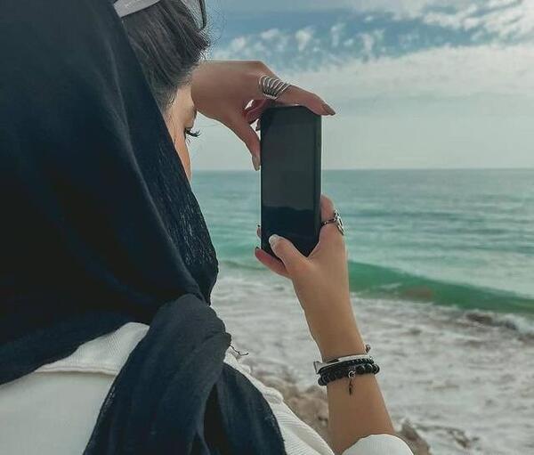 عکس فیک دختر بدون چهره