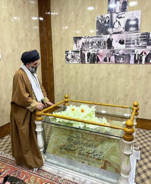 عکس قبر علامه حلی