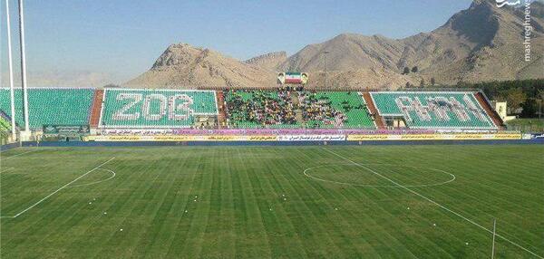 عکس ورزشگاه چمن مصنوعی