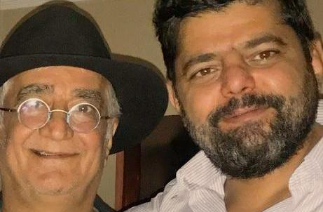 عکس گربه آوازخوان