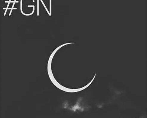 عکس شب نشینی دوستانه