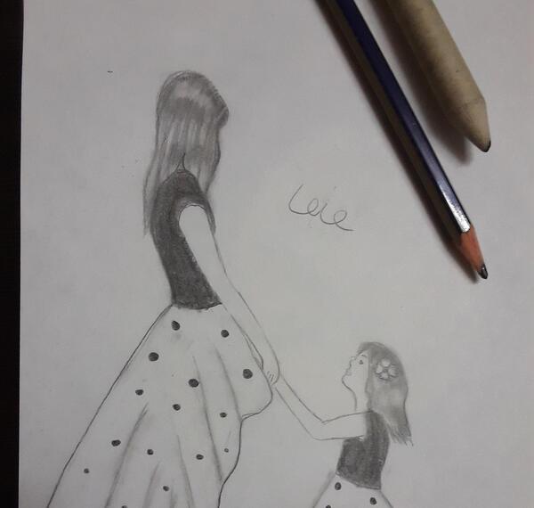 عکس نقاشی دختر و مادر