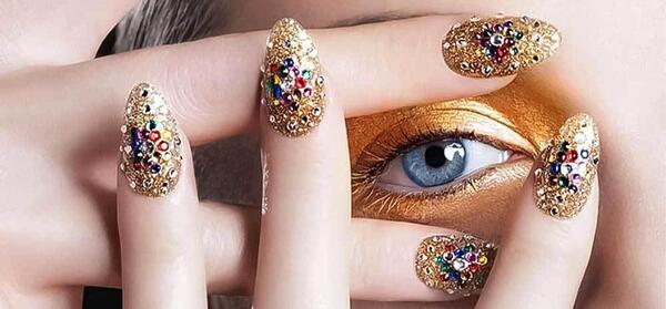 عکس طرح ناخن های تابستانی