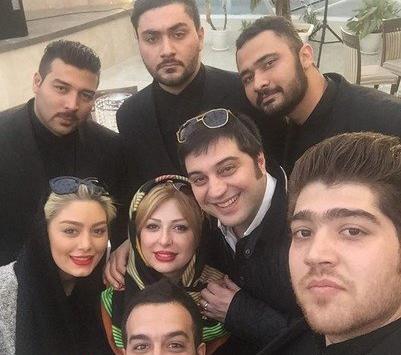 عکس نیوشا ضیغمی در خارج از کشور