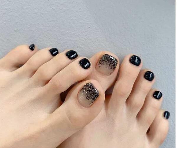 عکس مدل ناخن پا ساده