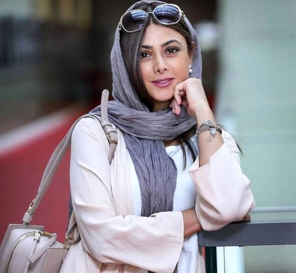عکس خانم احمد مسعود