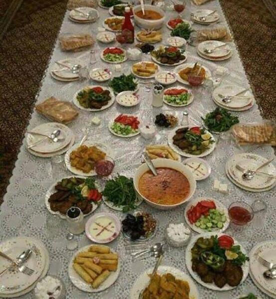 عکس سفره افطاری مجلسی