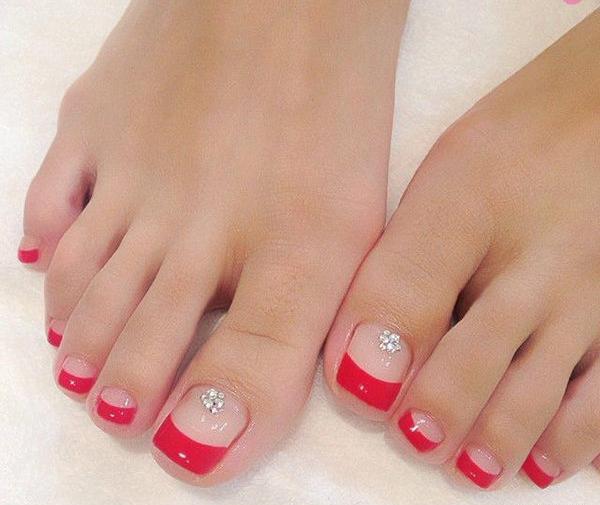 عکس مدلهای فرنچ ناخن پا