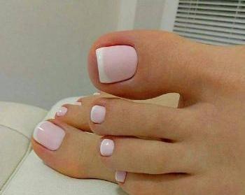 عکس مدلهای فرنچ ناخن پا
