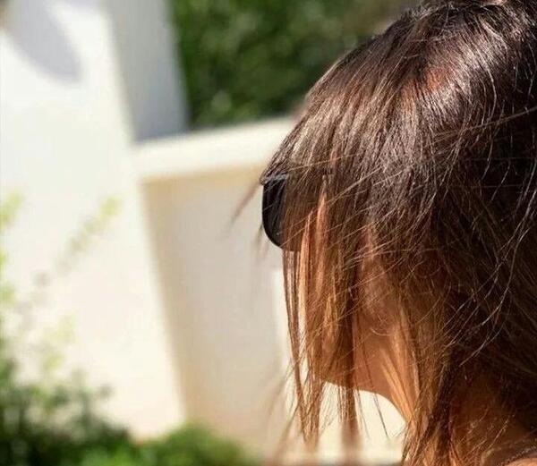 عکس فیک دختر از نیم رخ