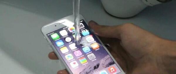 عکس گوشی اپل ضد آب