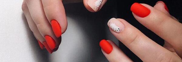 عکس مدل لاک ناخن ساده قرمز