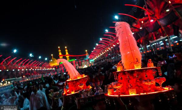 عکس بین الحرمین در شب