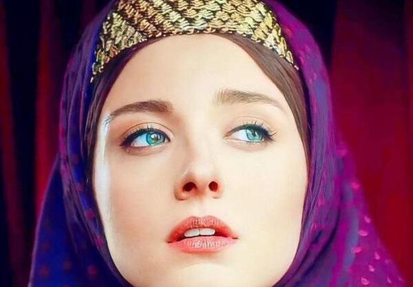 عکسهای جیران مجری باکو