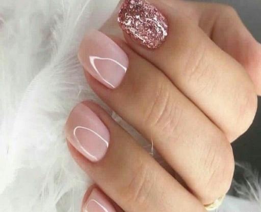 عکس مدل ناخن هلویی ساده