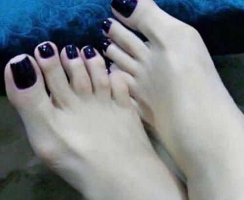 عکس مدل طراحی ناخن پا عروس