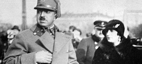 عکس ملکه ثریا خانم امان الله خان