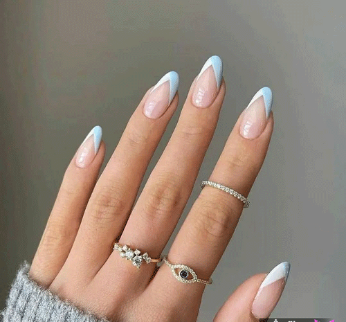 عکس مدل ناخن هلالی