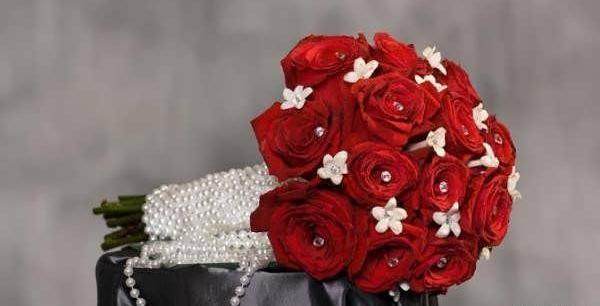 عکس دسته گل عروس قرمز