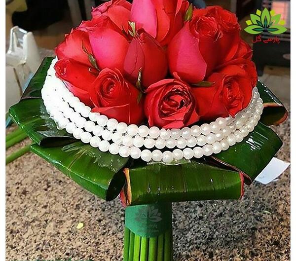 عکس دسته گل عروس قرمز