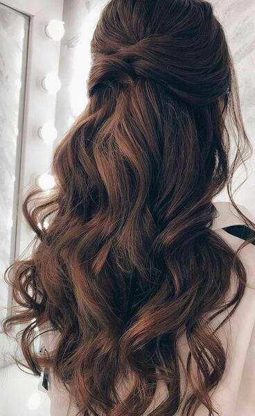 عکس شینیون موی قهوه ای
