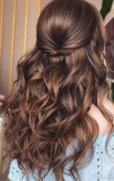 عکس شینیون موی قهوه ای