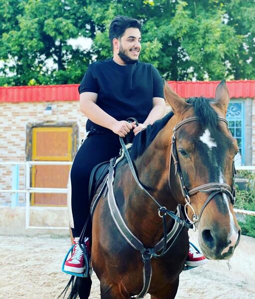 عکس آرون افشار و برادرش