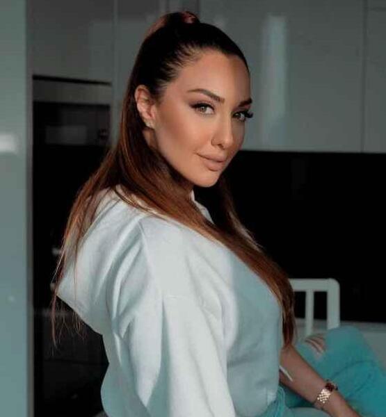 عکس جوراب صدف طاهریان