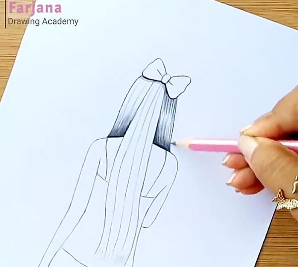 عکس نقاشی دختر از پشت سر