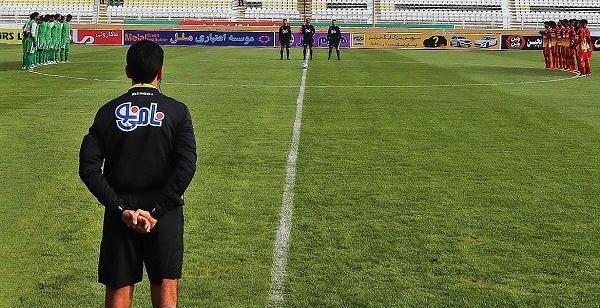 عکس چمن ورزشگاه یادگار امام تبریز