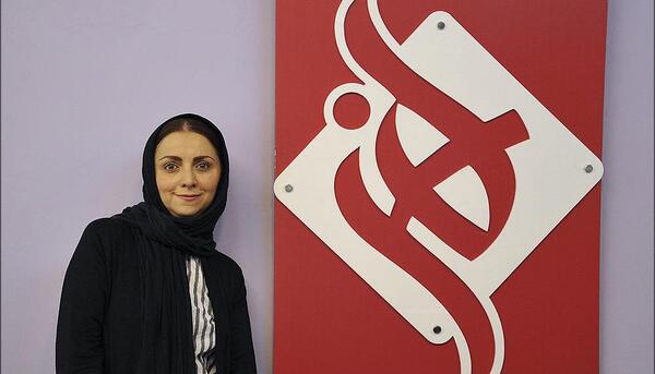 عکس خواهر شهید ابراهیم هادی