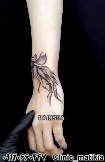 عکس تاتو مچ دست دخترانه