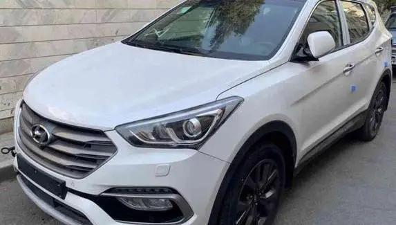 عکس سانتافه سفید