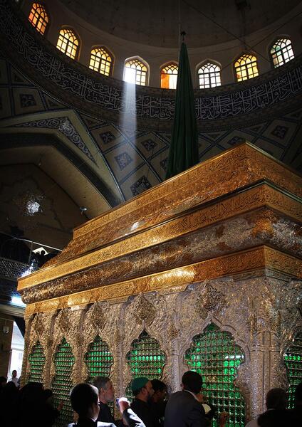 عکس زیارت ضریح