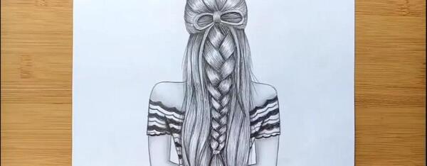 عکس نقاشی دختر مو بسته
