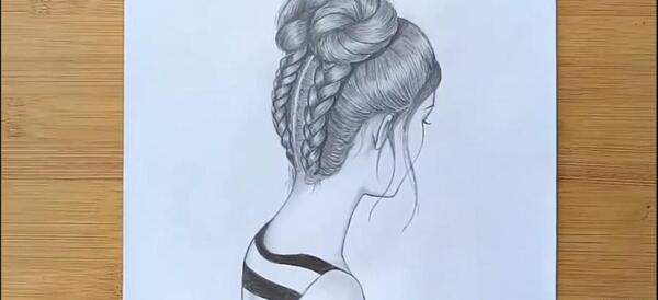 عکس نقاشی دختر مو بسته