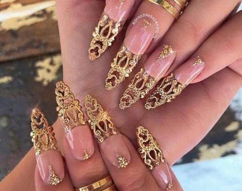 عکس مدل ناخن ساده رنگی