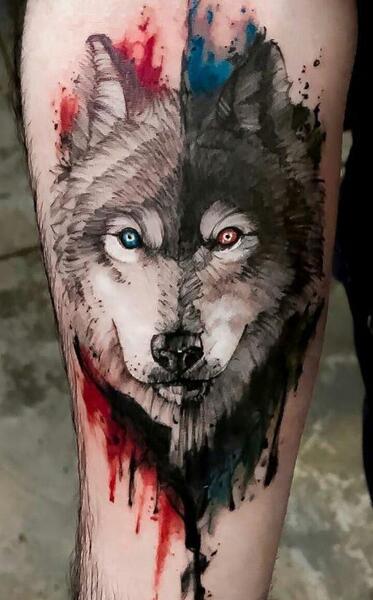 عکس تاتو روی بازو گرگ