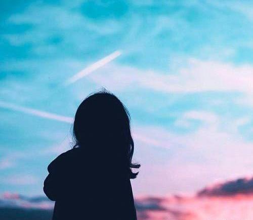 عکس پروفایل دخترانه تیره