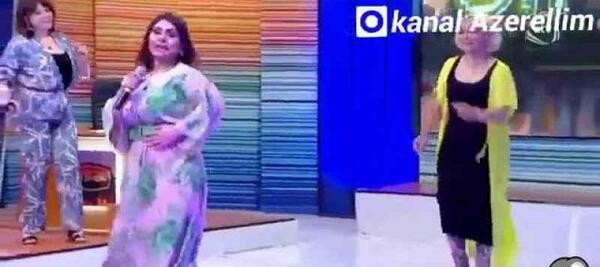 عکس تاتو روی دست شبنم تووزلو