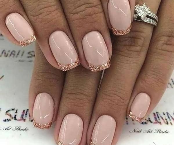عکس مدل ناخن فرنچ کج