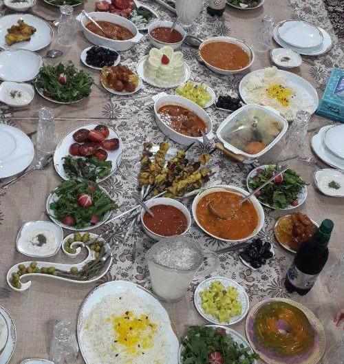 عکس از سفره افطاری