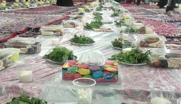 عکس از سفره افطاری
