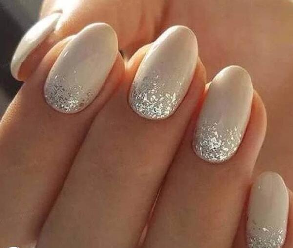 عکس مدل ناخن جدید تیز