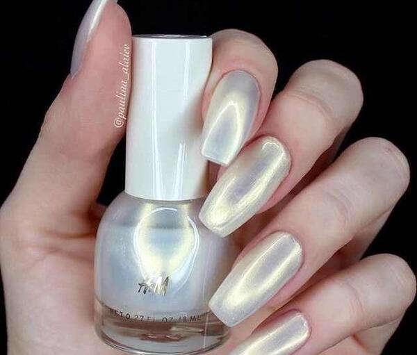 عکس مدل طراحی ناخن ساده و شیک