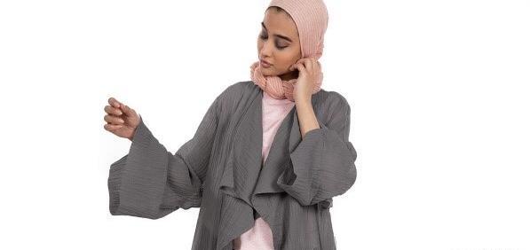 عکس مانتو زرشکی جلو باز