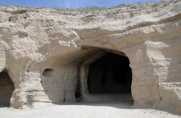 عکس داخل رصدخانه مراغه